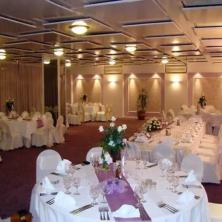 Continental Szálloda 4*